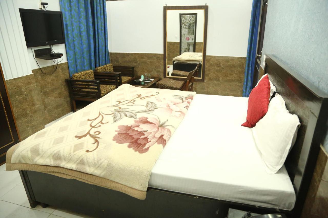 Hotel Diamond Palace Chandigarh Luaran gambar