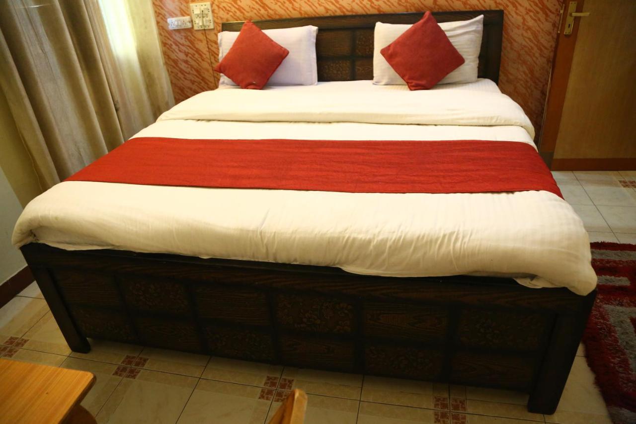 Hotel Diamond Palace Chandigarh Luaran gambar