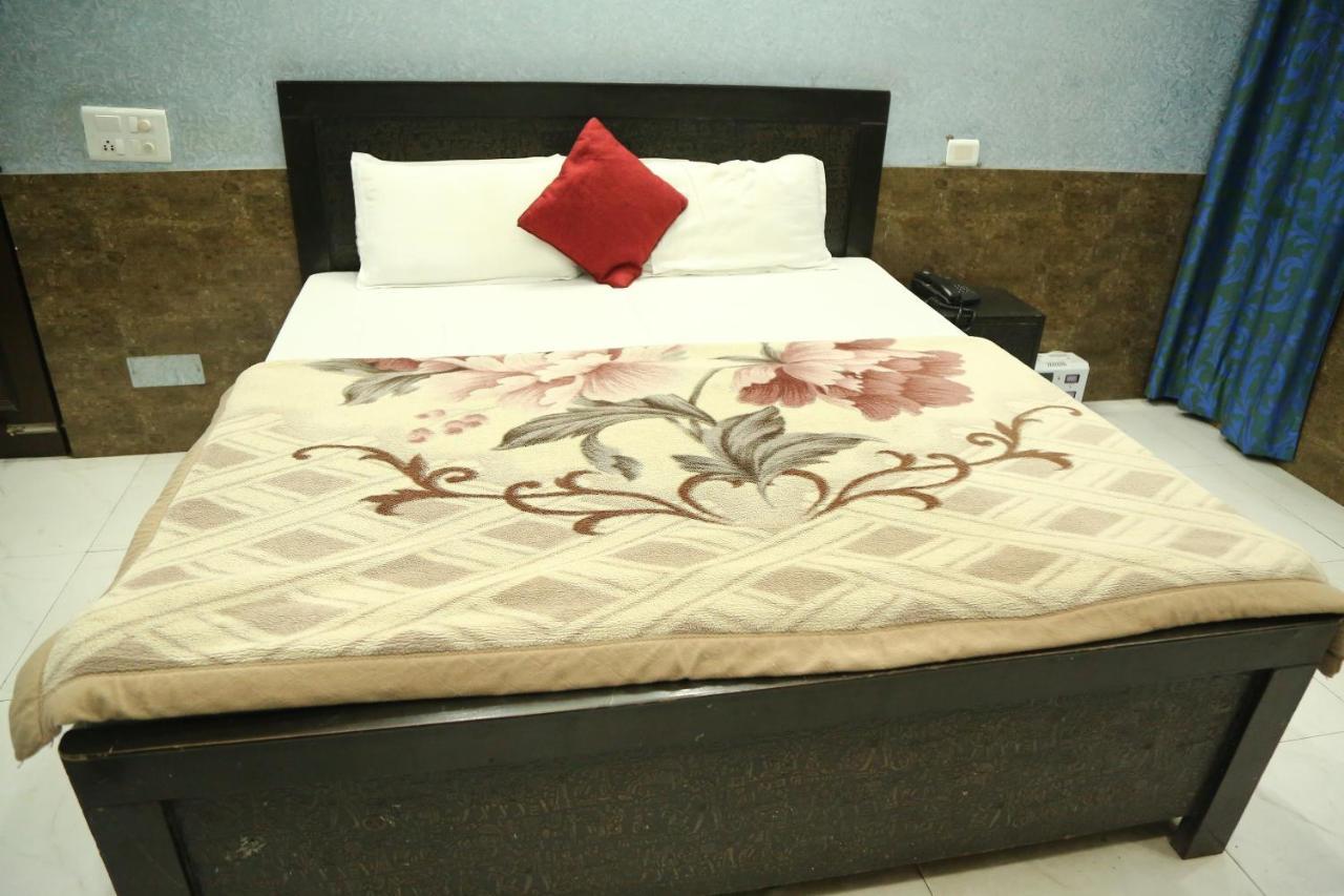 Hotel Diamond Palace Chandigarh Luaran gambar